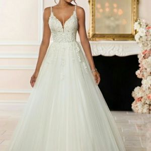 Stella york style 6583 wedding gown